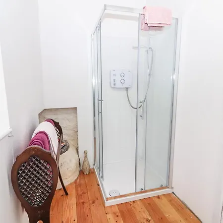 The Dairy بيت للعطل كلونيمل